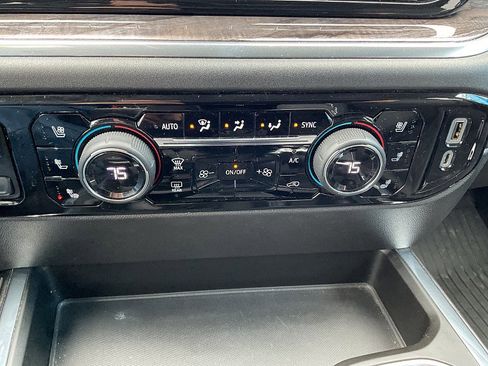 Used 2023 Chevrolet Silverado 1500 LTZ image 24