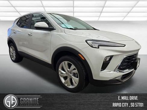 New 2026 Buick Encore GX Preferred AWD/4WD image 7