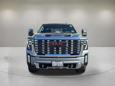 Used 2025 GMC Sierra 2500 Denali w/ Denali Reserve Package AWD/4WD image 2