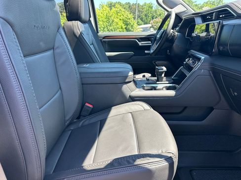 New 2026 GMC Sierra 1500 Denali w/ Denali Reserve Package AWD/4WD image 14