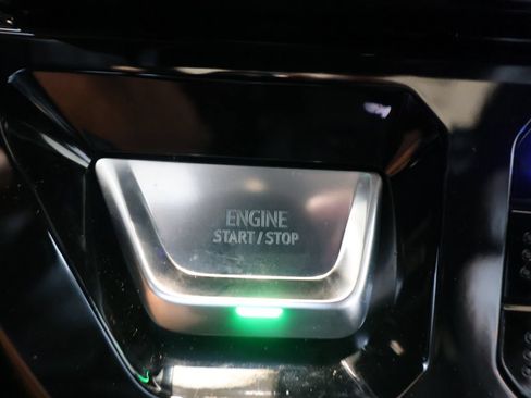 Used 2024 GMC Sierra 2500 AT4 w/ AT4 Premium Plus Package AWD/4WD image 23