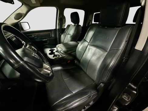 Used 2018 RAM 1500 Laramie image 22