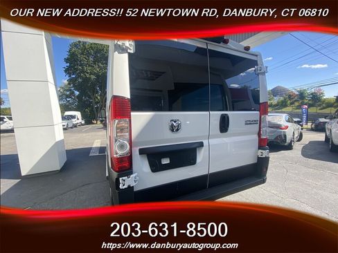 Used 2025 RAM ProMaster 2500 w/ U-Haul Equipment Group FWD image 10