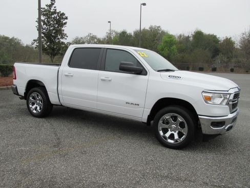 Used 2022 RAM 1500 Big Horn AWD/4WD image 2