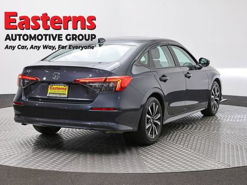 Used 2024 Honda Civic EX image 5