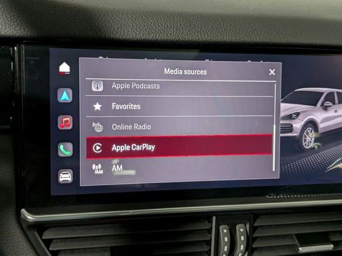 Used 2022 Porsche Cayenne Platinum Edition AWD/4WD image 36