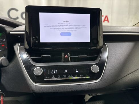 Used 2024 Toyota Corolla LE image 24