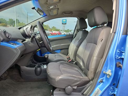 Certified 2014 Chevrolet Spark LT FWD image 22