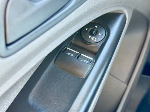 Used 2023 Ford Transit Connect XL image 23