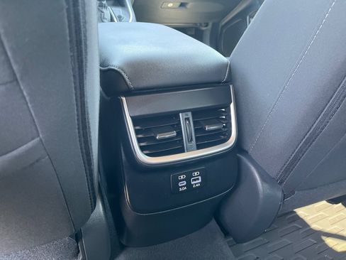Certified 2025 Subaru Outback Premium w/ Popular Package #1A AWD/4WD image 32