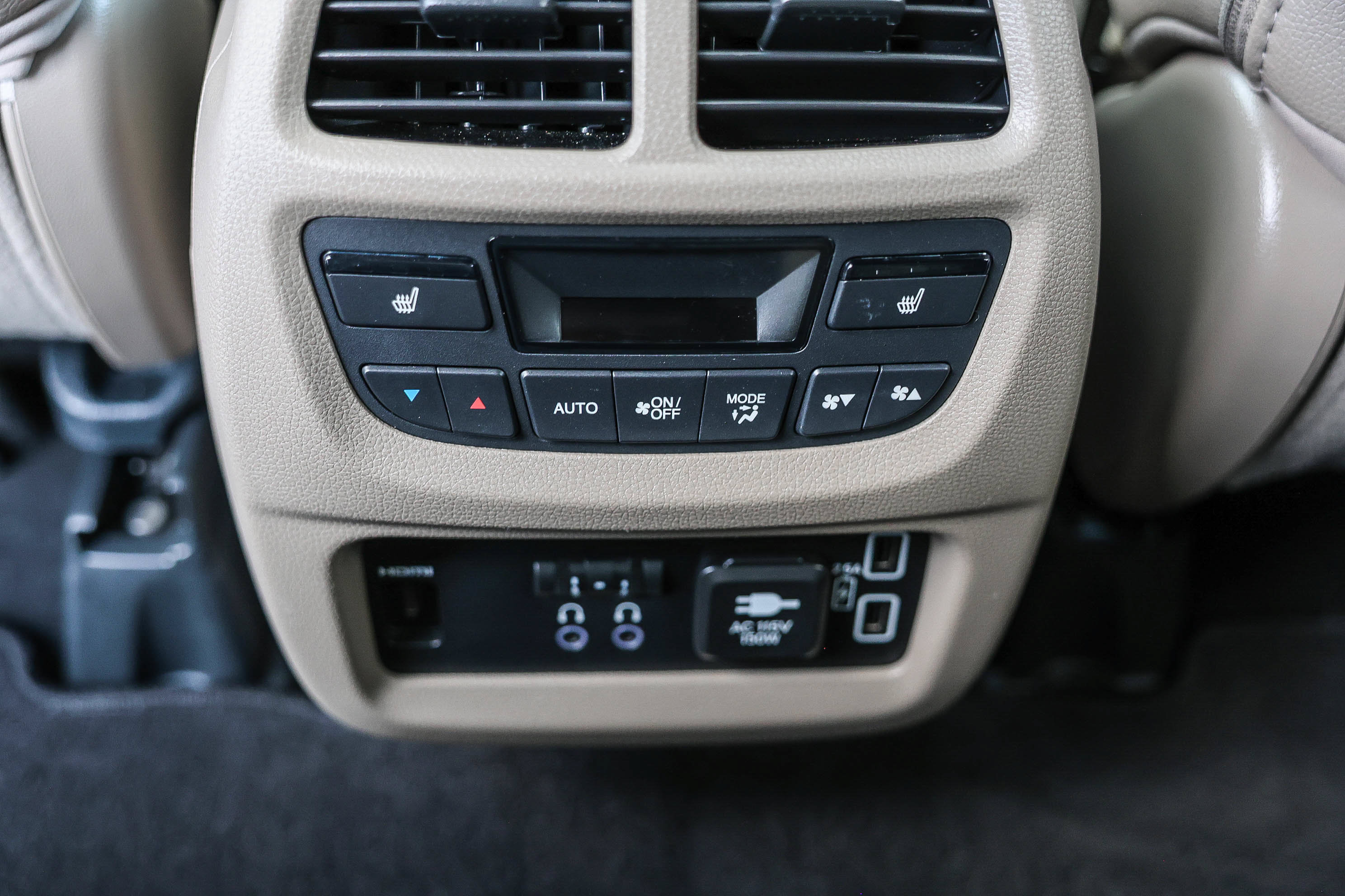 Certified 2019 Honda Pilot Touring image 9