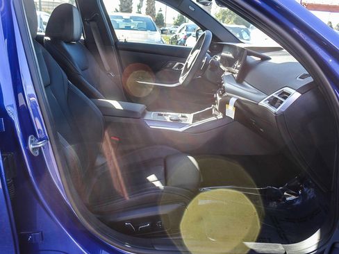 New 2026 BMW 330i Sedan w/ M Sport Package image 16