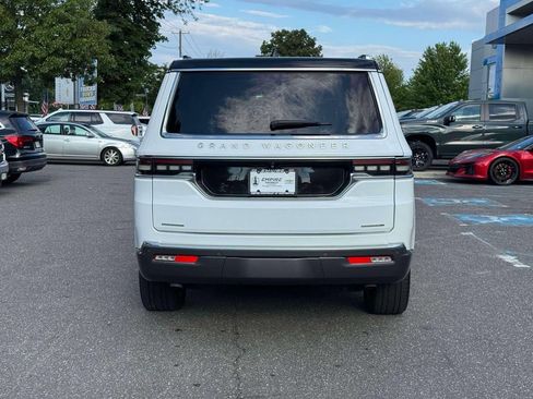 Used 2022 Jeep Grand Wagoneer Series I AWD/4WD image 6