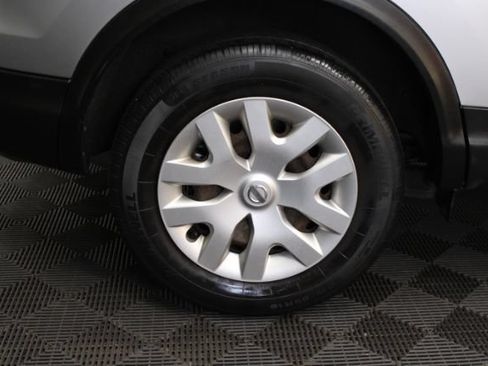 Used 2018 Nissan Rogue Sport S FWD image 6