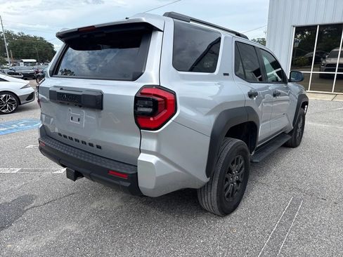 Used 2025 Toyota 4Runner SR5 AWD/4WD image 7