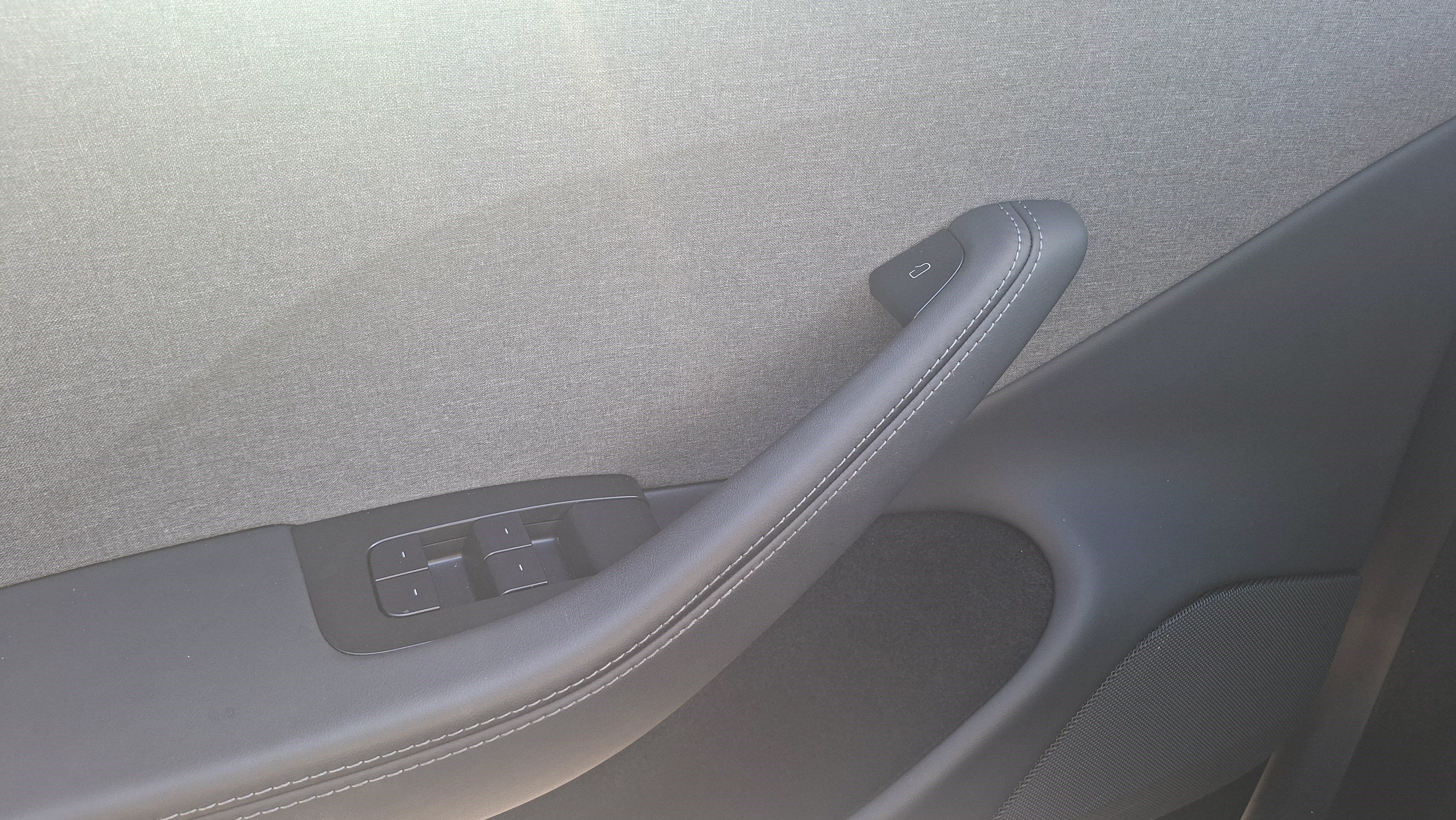 Used 2025 Tesla Model 3 Long Range RWD image 17
