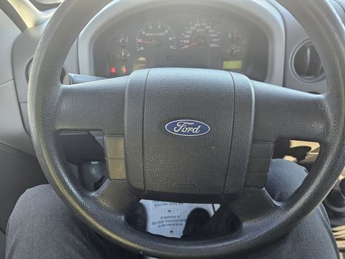 Used 2005 Ford F150 STX image 12