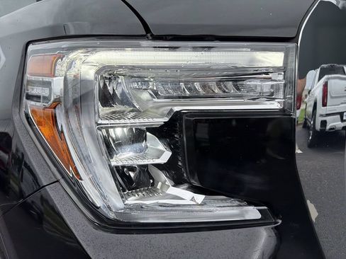 Certified 2020 GMC Sierra 1500 SLT w/ SLT Premium Package AWD/4WD image 11