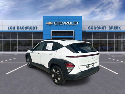 Used 2025 Hyundai Kona SEL FWD image 6
