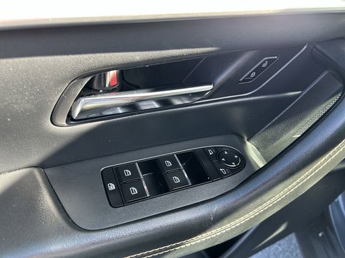 Used 2024 MAZDA CX-90 3.3 Turbo w/ Preferred Plus image 25