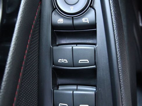 Used 2023 Chevrolet Traverse RS AWD/4WD image 26