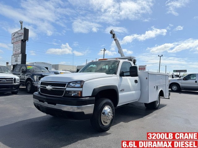 Used 2006 Chevrolet Silverado 3500 2WD Regular Cab image 1