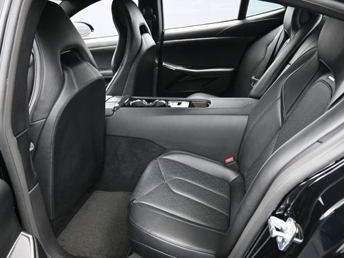 New 2025 Karma Revero Luxury RWD image 24