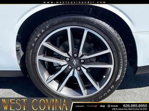 Used 2023 Dodge Challenger R/T RWD image 33