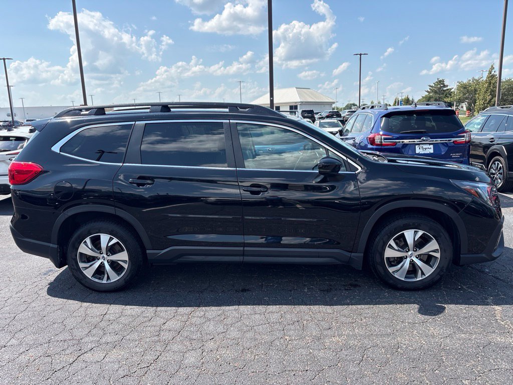 Used 2024 Subaru Ascent Premium w/ Convenience Package AWD/4WD image 2