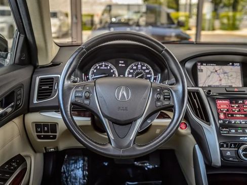 Used 2017 Acura TLX V6 w/ Technology Package FWD image 29
