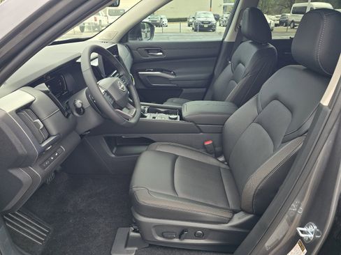New 2026 Nissan Pathfinder SL AWD/4WD image 12