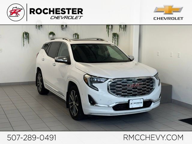 Used 2019 GMC Terrain Denali w/ Advanced Safety Package AWD/4WD image 1