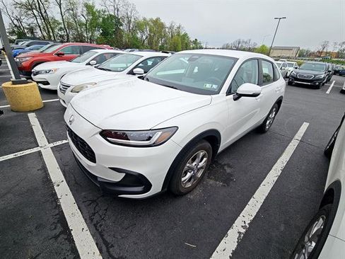 Used 2024 Honda HR-V LX image 3