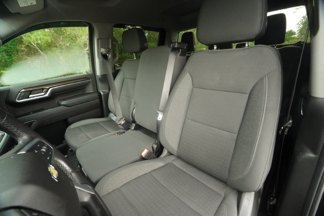 Used 2022 Chevrolet Silverado 1500 LT AWD/4WD image 25