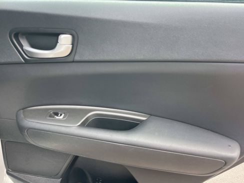Used 2017 Kia Optima LX FWD image 18