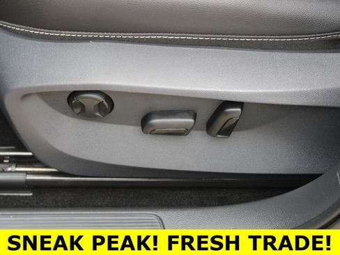 Certified 2023 Volkswagen Taos SEL AWD/4WD image 10