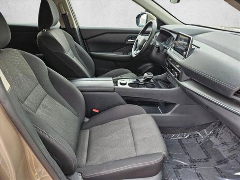 Used 2025 Nissan Rogue SV AWD/4WD image 26