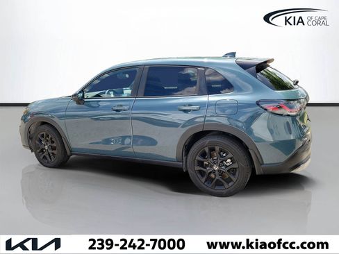 Used 2024 Honda HR-V Sport image 4