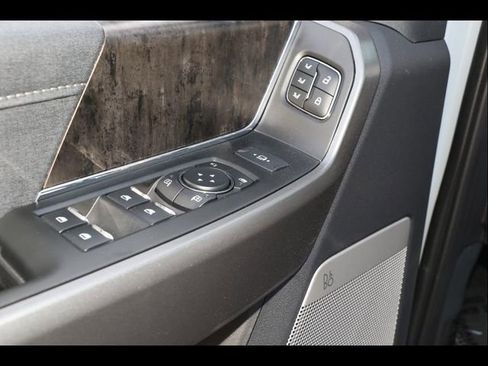 New 2025 Ford F250 Lariat w/ Lariat Ultimate Package image 20