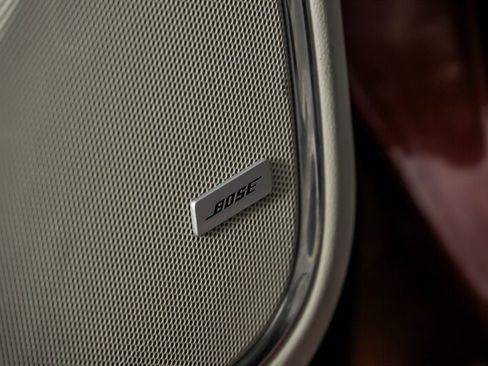 Used 2015 GMC Yukon Denali w/ Touring Package image 18