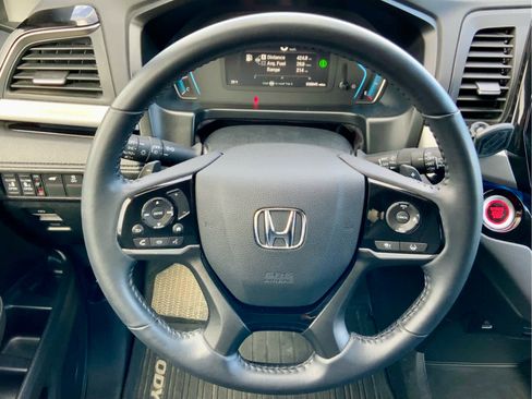 Used 2024 Honda Odyssey Touring image 39