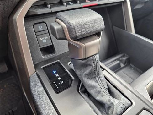 Used 2024 Toyota Tundra SR5 AWD/4WD image 15