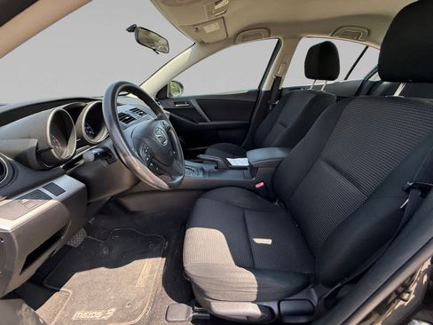 Used 2013 MAZDA MAZDA3 i Sport FWD image 11