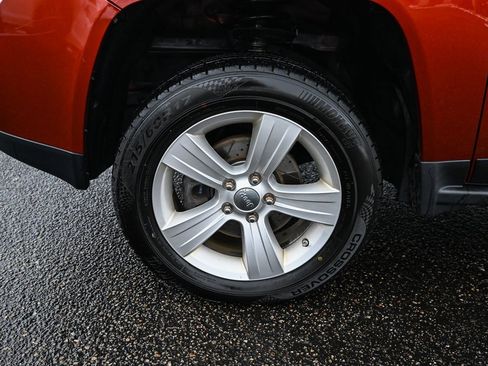 Used 2012 Jeep Compass Latitude image 11