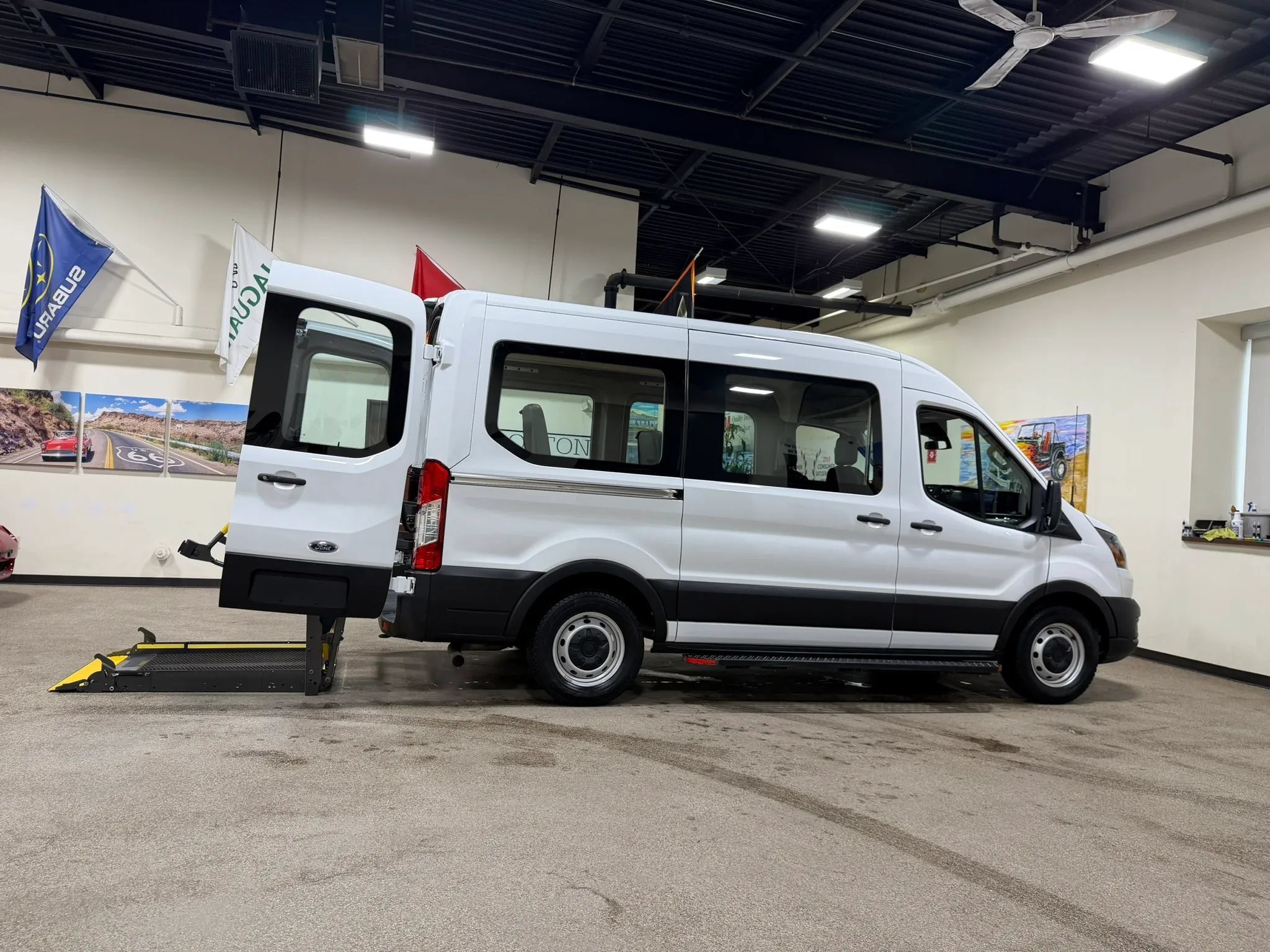 Used 2020 Ford Transit 150 Medium Roof RWD image 23