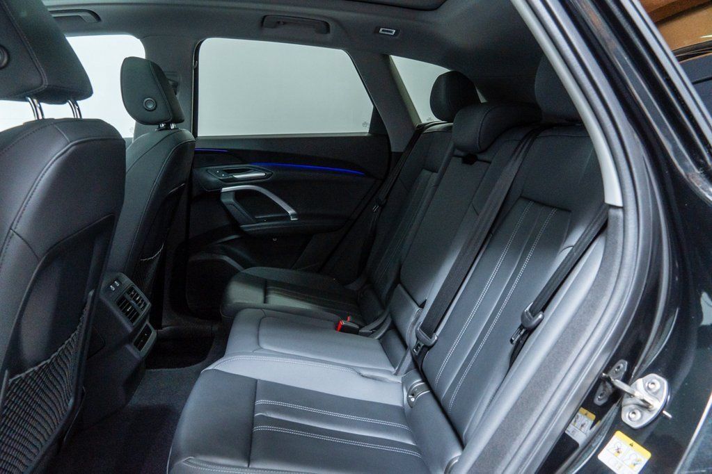 Used 2025 Audi Q5 Premium w/ Convenience Package AWD/4WD image 26