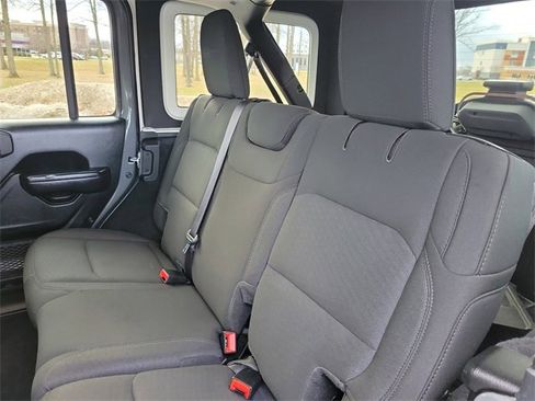 Used 2020 Jeep Wrangler Unlimited Willys image 29