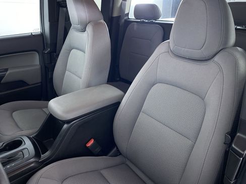 Certified 2022 Chevrolet Colorado W/T w/ WT Convenience Package image 9