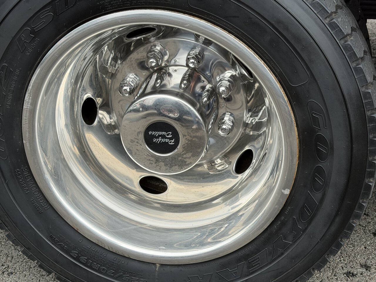 Used 1999 Ford F450 4x4 Regular Cab Super Duty image 85