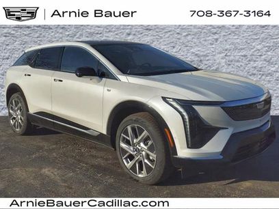 New 2025 Cadillac Optiq Luxury 1